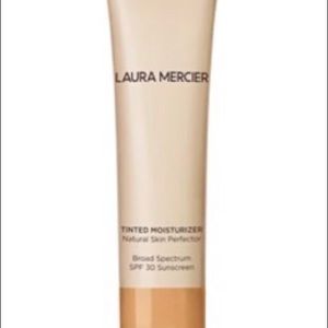 Laura Mercier Tinted Moisturizer Natural Skin